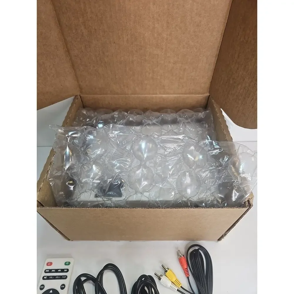 APEMAN LC550 Mini Video Projector 1280X720P LCD *NO BOX COMPLETE*